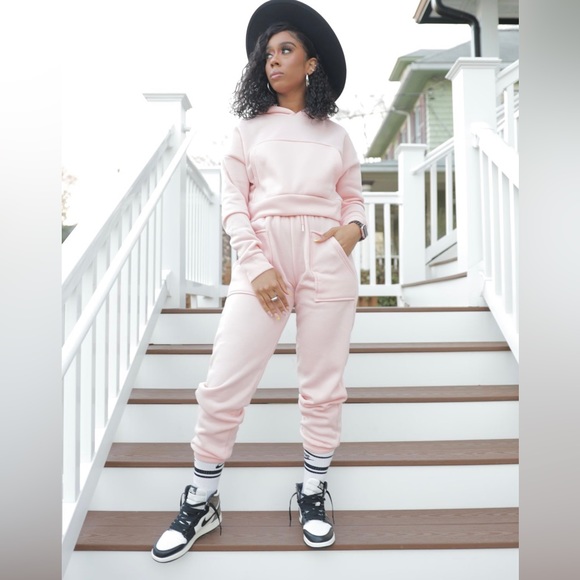 I Found You | Sweatsuit - Picture 5 of 9